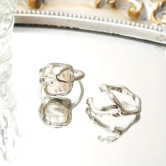 2pc Ring Set Pearl SIlver Adjustable Modern Boho Glam Style Fab Unique Hollywood - Picture 3 of 4